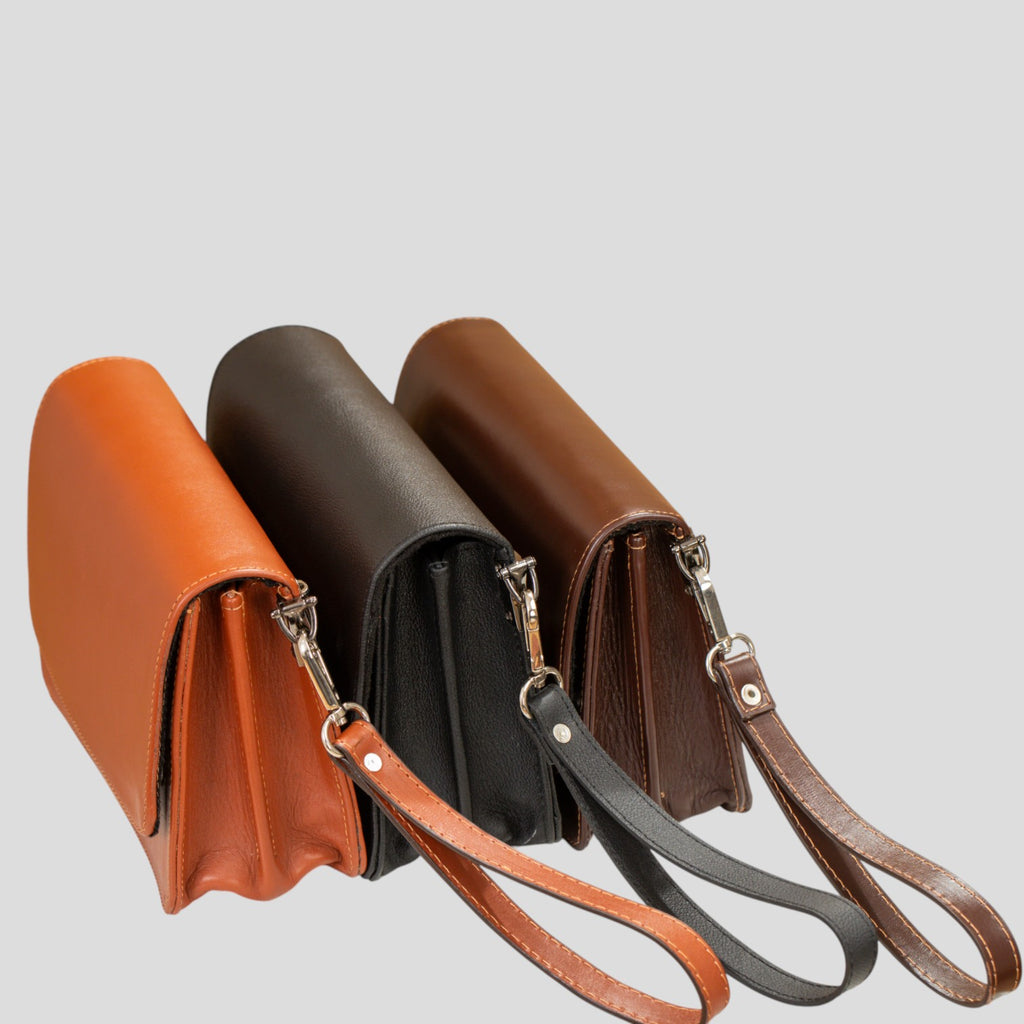 The zachi clutch bag
