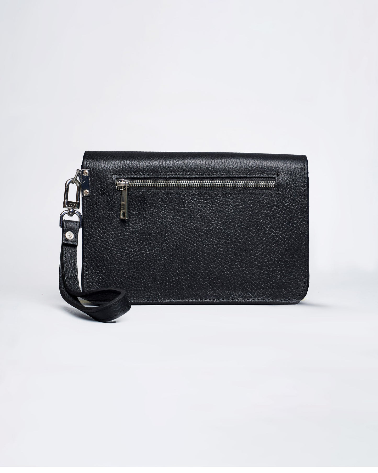 The zachi clutch bag